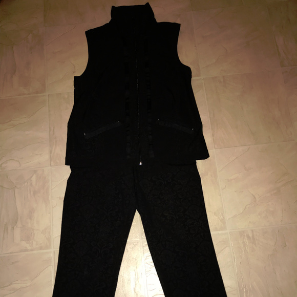 Chico's Pants - Zenergy By Chicos Pants With Matching Zip Up